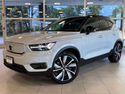 Used 2022 Volvo XC40 P8 Recharge Ultimate