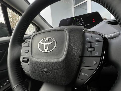 Used 2024 Toyota Prius XLE image 7