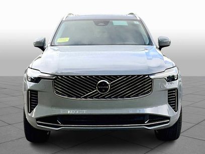 New 2026 Volvo XC90 B6 Plus w/ Protection Package Premier