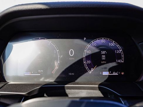 New 2026 Jeep Grand Cherokee Altitude image 28