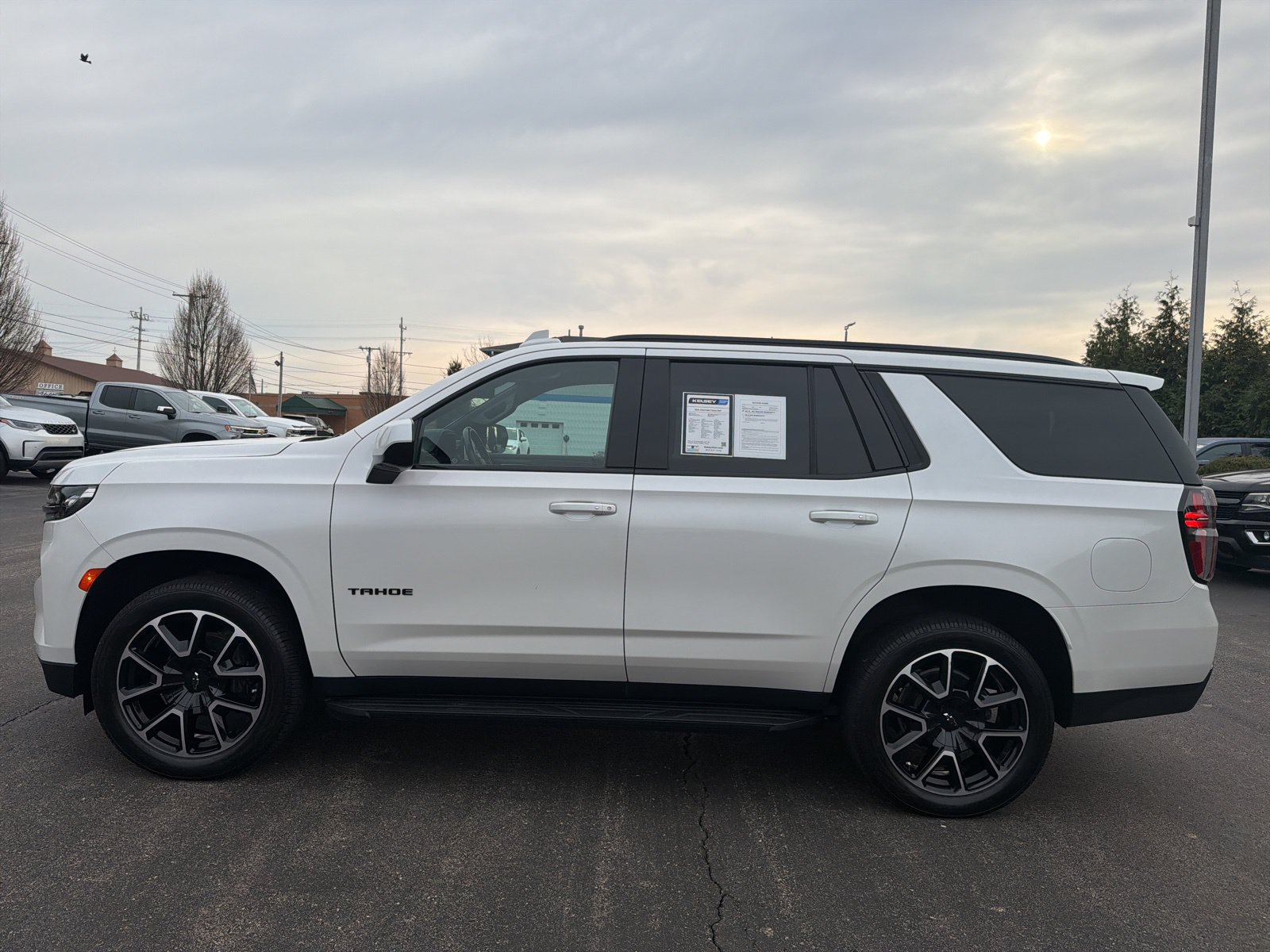 Used 2021 Chevrolet Tahoe RST AWD/4WD image 2