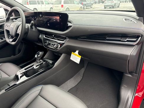 New 2026 Buick Envista Sport Touring FWD image 36