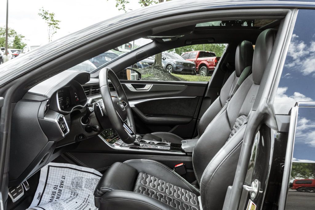 Used 2021 Audi RS 7 Sportback AWD/4WD image 25