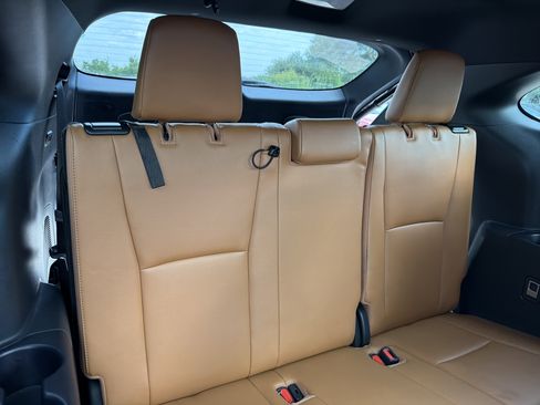 Used 2020 Toyota Highlander Platinum FWD image 45
