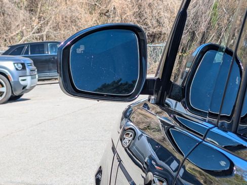 Used 2019 Land Rover Range Rover Supercharged image 38