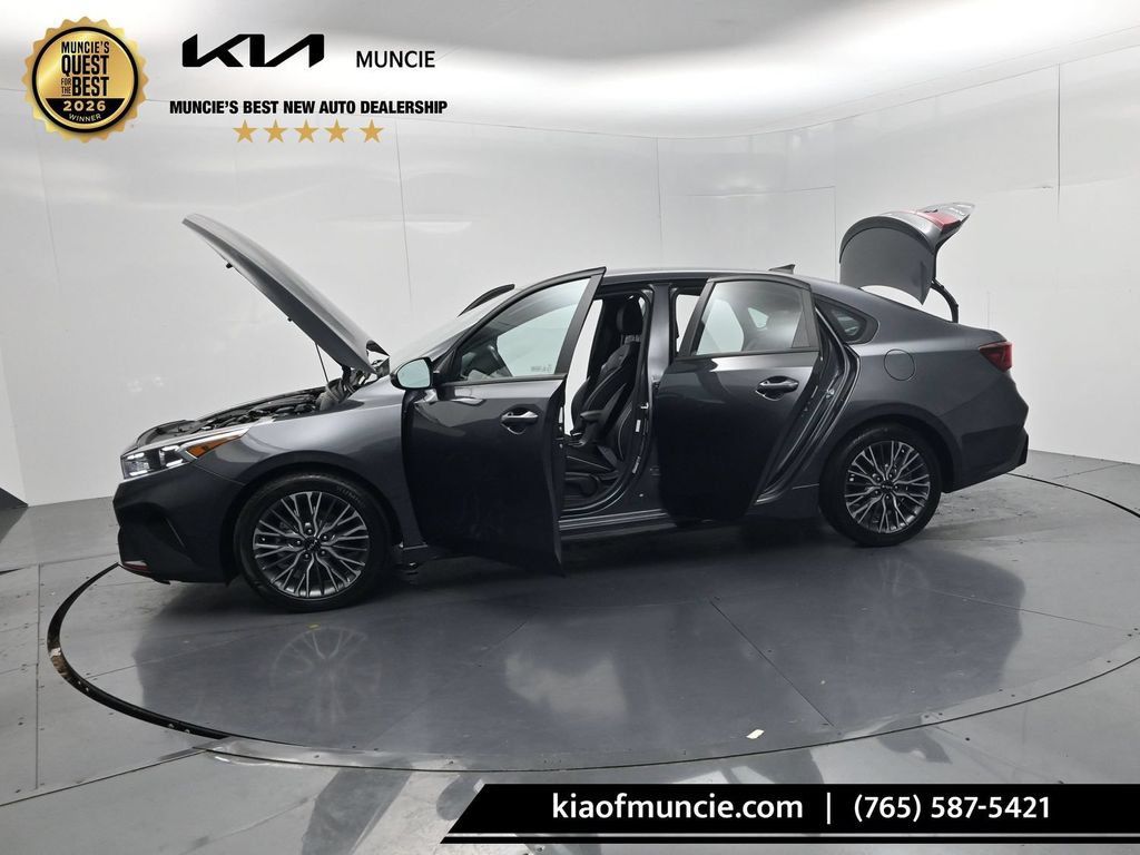 Certified 2023 Kia Forte GT-Line w/ GT-Line Premium Package FWD image 60