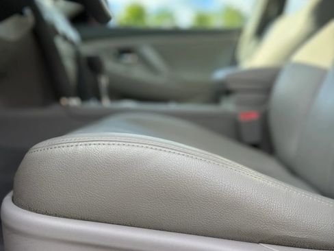 Used 2011 Toyota Camry LE w/ LE Extra-Value Pkg FWD image 21