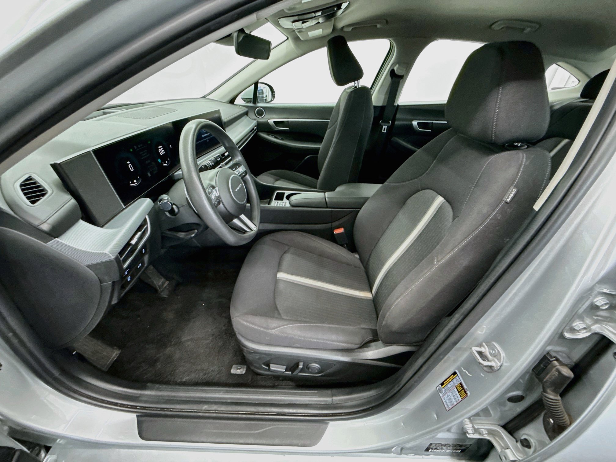 Used 2024 Hyundai Sonata SEL FWD image 13