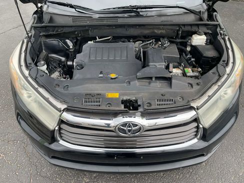 Used 2015 Toyota Highlander Plus image 24