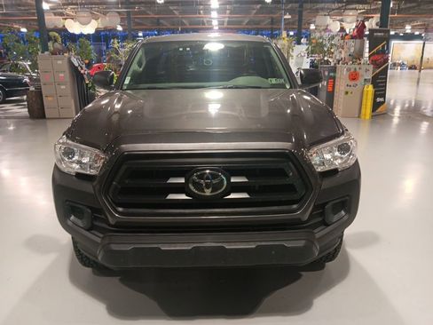 Used 2021 Toyota Tacoma SR AWD/4WD image 3