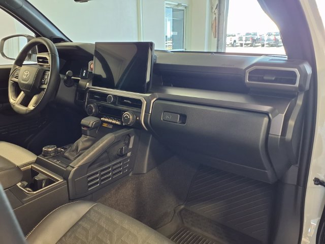 Used 2026 Toyota 4Runner TRD Off-Road Premium AWD/4WD image 6