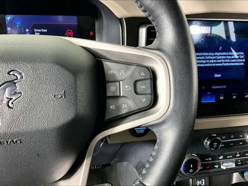 Used 2022 Ford Bronco Wildtrak AWD/4WD image 11