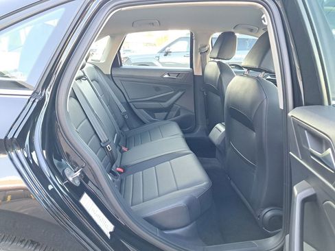 Used 2024 Volkswagen Jetta SE image 15