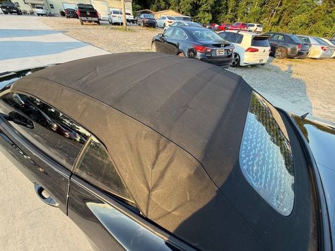 Used 2018 Ford Mustang Premium RWD image 13