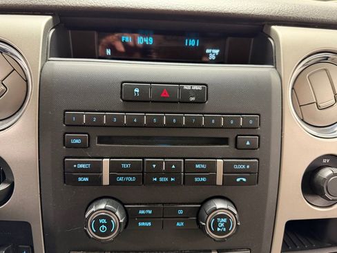 Used 2010 Ford F150 XLT image 26