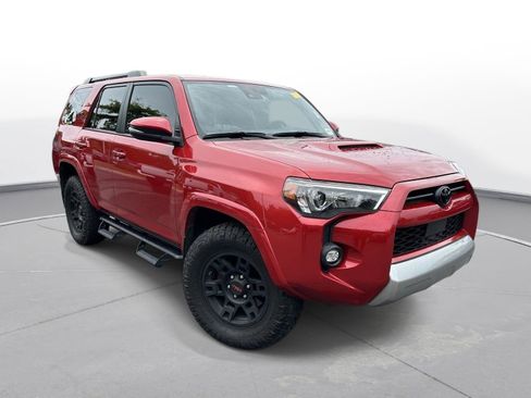 Used 2023 Toyota 4Runner TRD Off-Road Premium w/ Moonroof Package AWD/4WD image 4