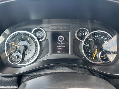 Used 2019 RAM 2500 Tradesman AWD/4WD image 17