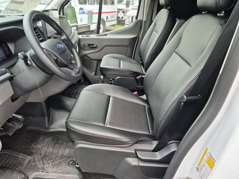 New 2026 Ford Transit 250 148 Medium Roof Extended AWD w/ Load Area Protection Package image 11