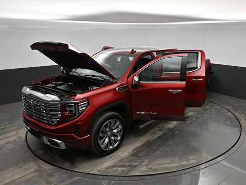 Used 2024 GMC Sierra 1500 Denali w/ Denali Reserve Package image 41