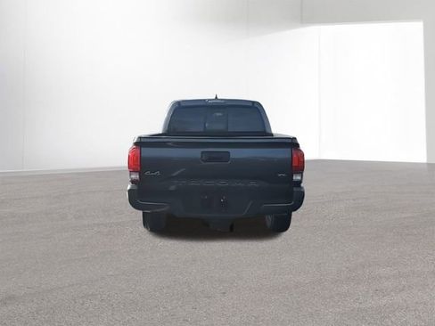 Used 2021 Toyota Tacoma SR image 8
