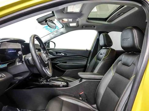 Certified 2024 Chevrolet Trax ACTIV w/ Sunroof Package FWD image 13