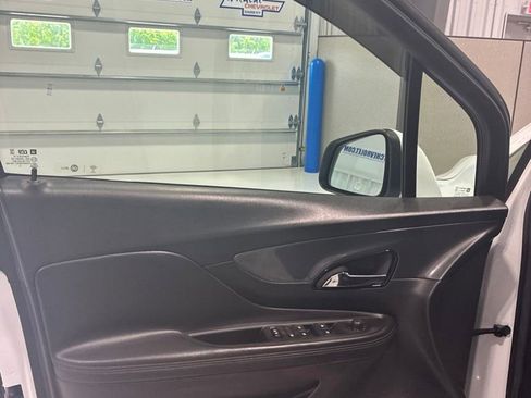 Used 2017 Buick Encore Preferred FWD image 15
