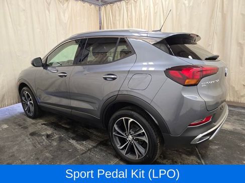 Used 2022 Buick Encore GX Essence AWD/4WD image 9
