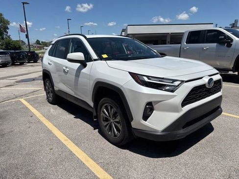 Used 2024 Toyota RAV4 XLE Premium w/ Weather Package AWD/4WD image 7