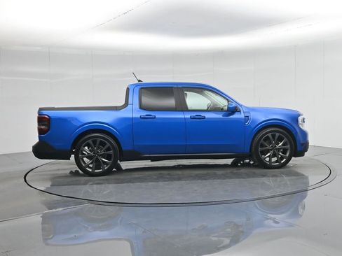Used 2022 Ford Maverick XLT image 28