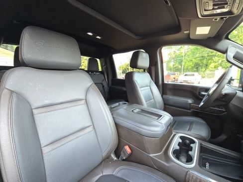 Used 2022 GMC Sierra 2500 Denali w/ Technology Package AWD/4WD image 20