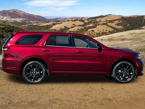 Used 2022 Dodge Durango GT image 3