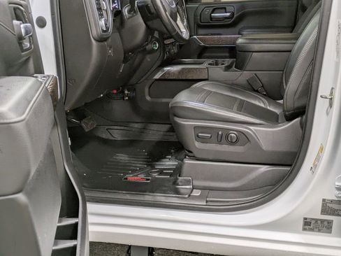 Used 2023 GMC Sierra 3500 Denali w/ Denali Ultimate Package AWD/4WD image 23