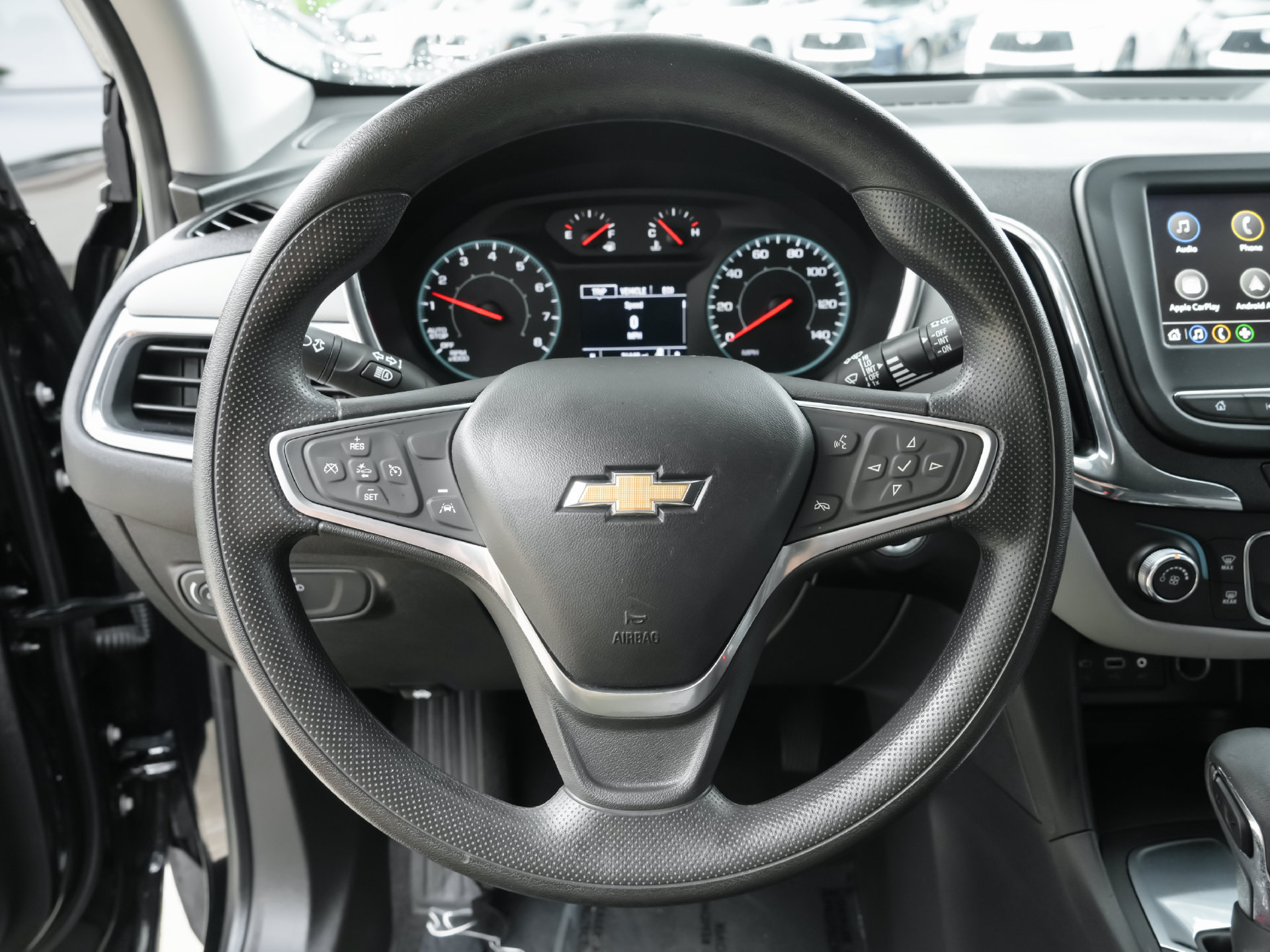Used 2023 Chevrolet Equinox LS FWD image 9