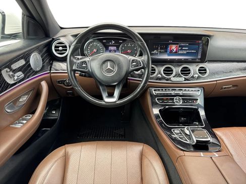Used 2017 Mercedes-Benz E 300 4MATIC image 26
