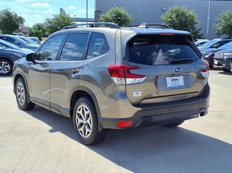 Used 2019 Subaru Forester Premium w/ All-Weather Package AWD/4WD video 2