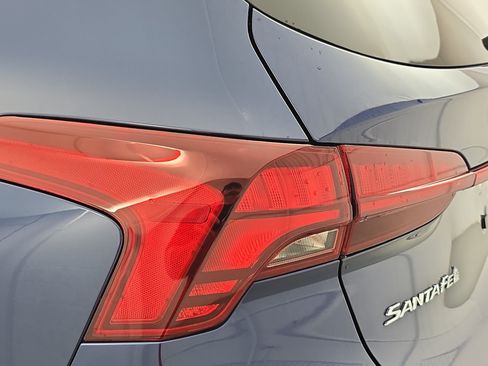 Used 2021 Hyundai Santa Fe SE FWD image 32