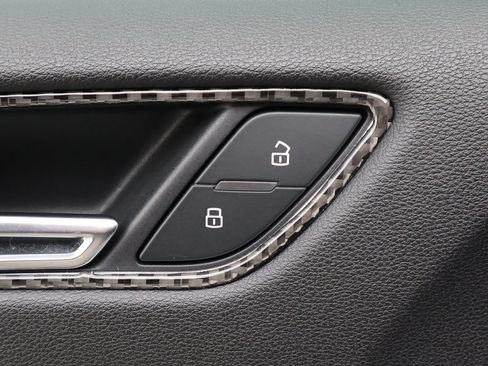 Used 2018 Audi RS 3 w/ Technology Package image 15