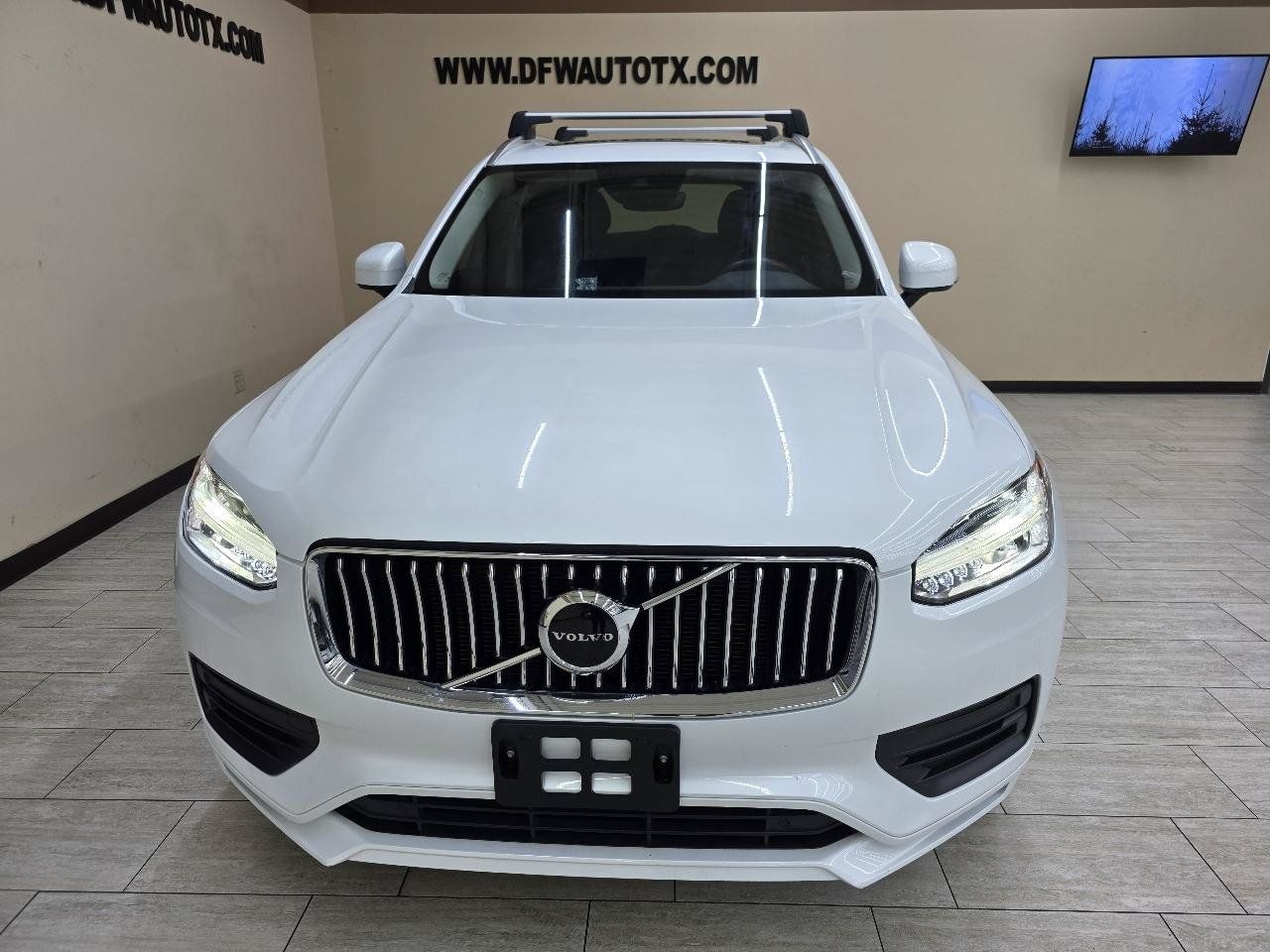 Used 2020 Volvo XC90 T6 Momentum AWD/4WD image 3