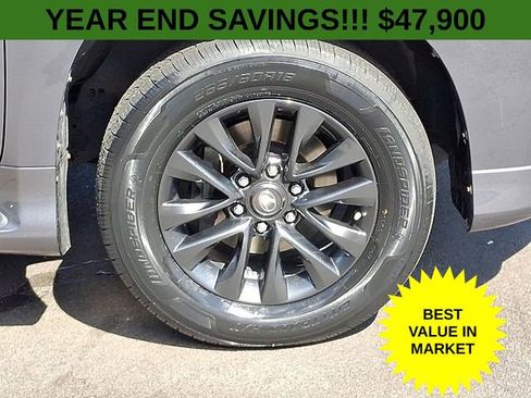 Used 2023 Lexus GX 460 Premium image 9