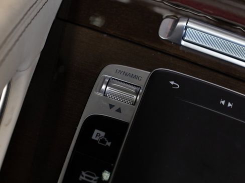 Used 2021 Mercedes-Benz Maybach GLS 600 4MATIC image 50