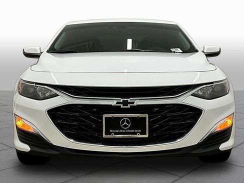 Used 2025 Chevrolet Malibu RS FWD image 4