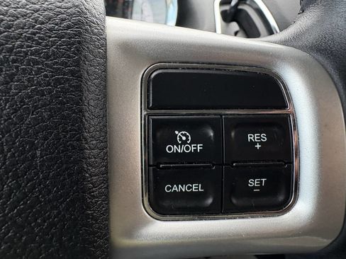 Used 2016 Dodge Grand Caravan SXT w/ Rear Park Assist Package image 55