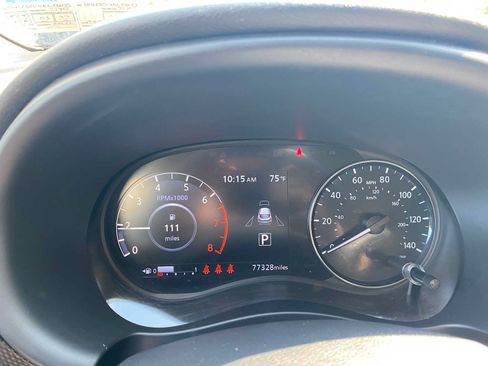 Used 2022 Nissan Kicks SV FWD image 16