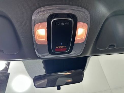 Used 2023 Hyundai Elantra SEL image 24