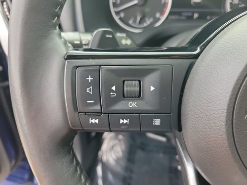 Used 2021 Nissan Rogue SL w/ Premium Package FWD image 20