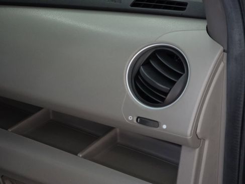Used 2012 Honda Pilot Touring image 25