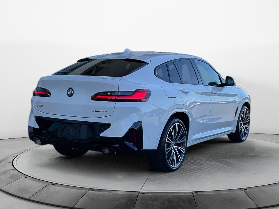 Used 2025 BMW X4 xDrive30i w/ Premium Package AWD/4WD image 7