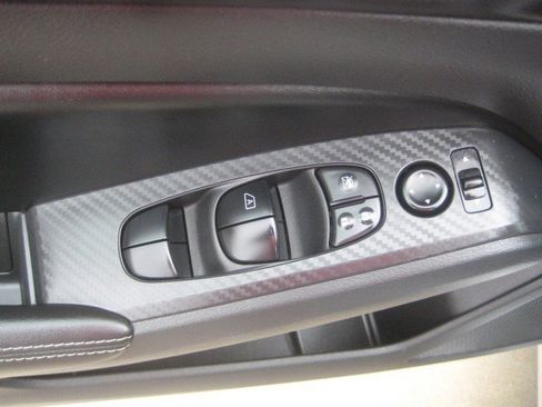Used 2024 Nissan Altima 2.5 SV AWD/4WD image 16