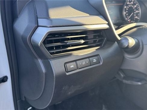 Used 2024 Nissan Altima 2.5 SR image 22