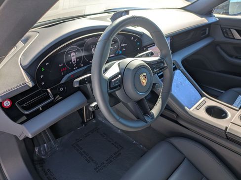 New 2025 Porsche Taycan image 4